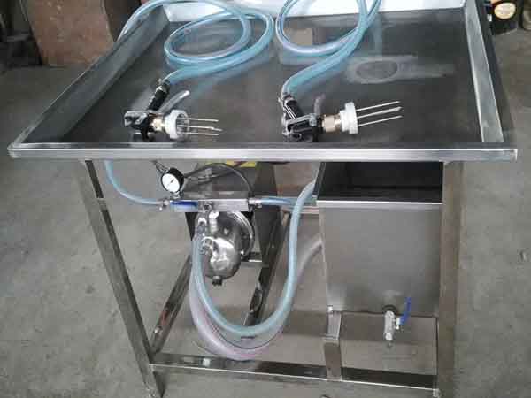 盐水机压缩机及制冷剂管路系统的检查