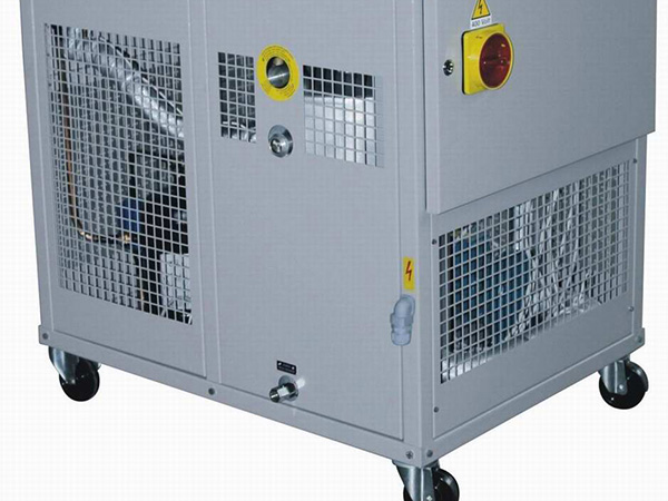 冬季盐水机组的保养技巧