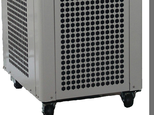 制冰机厂家温馨提示：使用制冰机不可以靠近热源